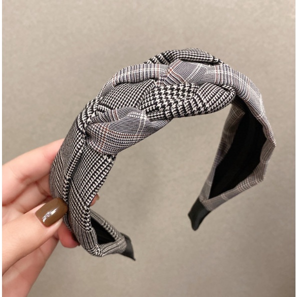 Bando Bandana Korea Wanita / Bando Simpul Kepang Tweed Kotak Polos Ade