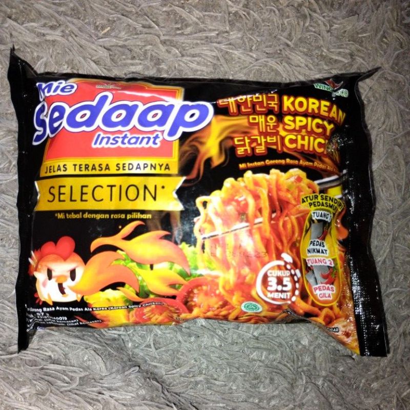 

Sedaap Selection Korean Spicy Chicken
