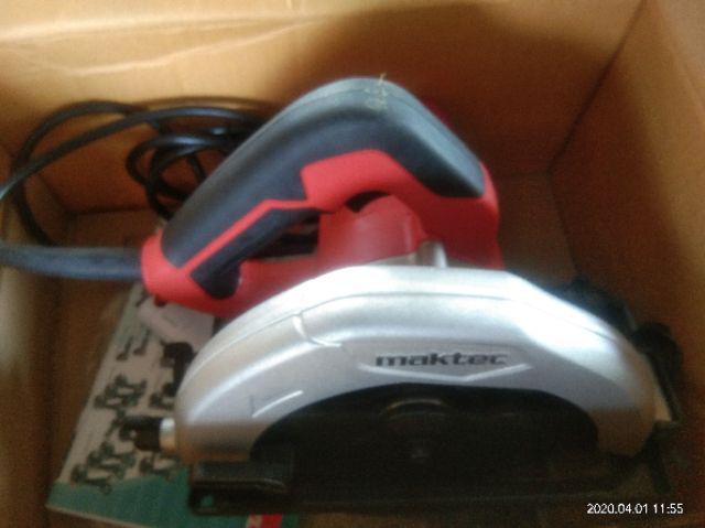 Maktec Mesin Circle Saw Mt 583