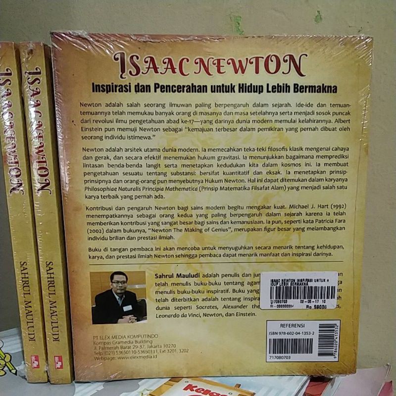 Buku Biografi : isaac Newton Inspirasi dan penverahan untuk hidup lebih bermakna-1