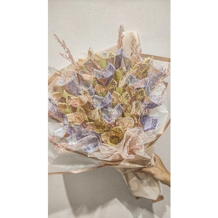 

Buket uang total uang 250k