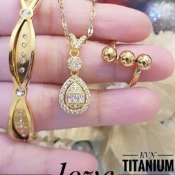 TiTanium set perhiasan wanita QA65