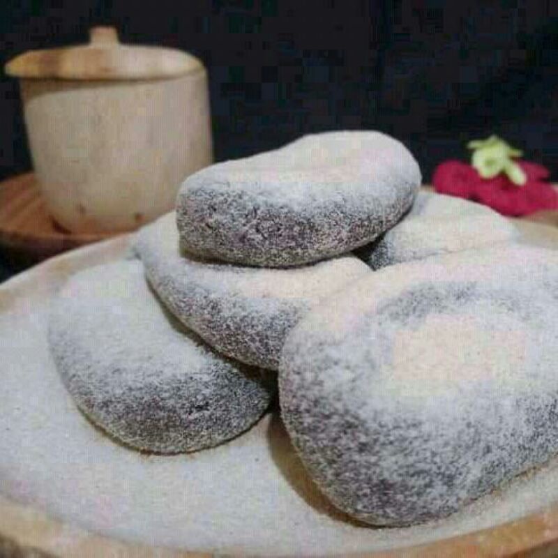 

laduku ketan hitam