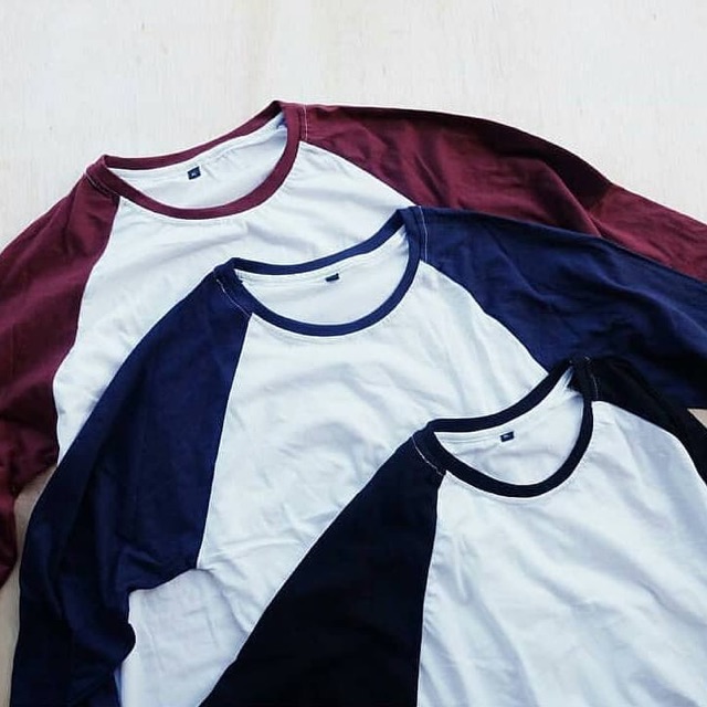 Kaos Polos Raglan