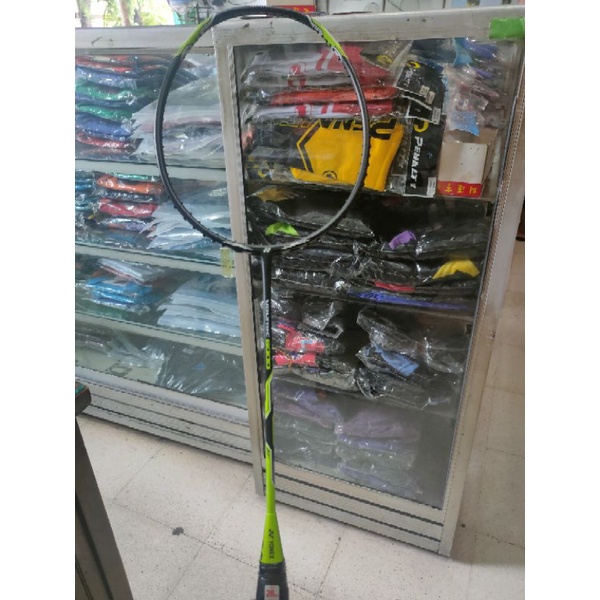 Raket Yonex Voltric 6000