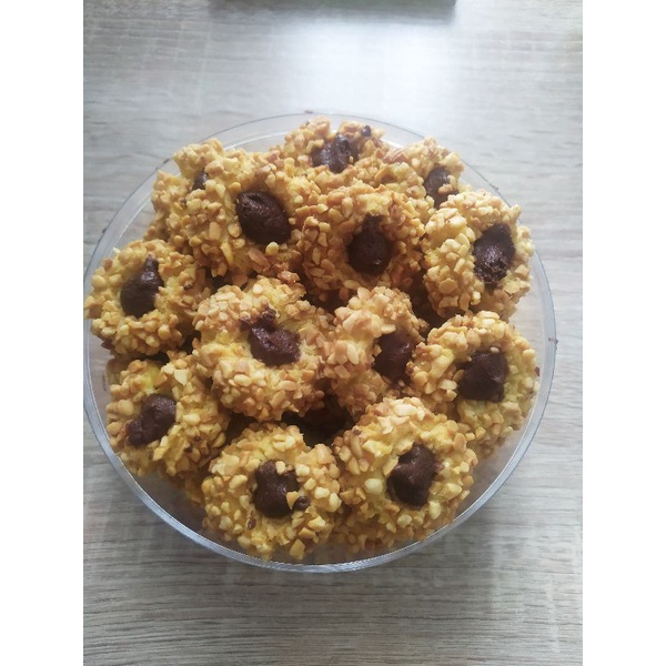 

Thumbprint Choco & Peanut