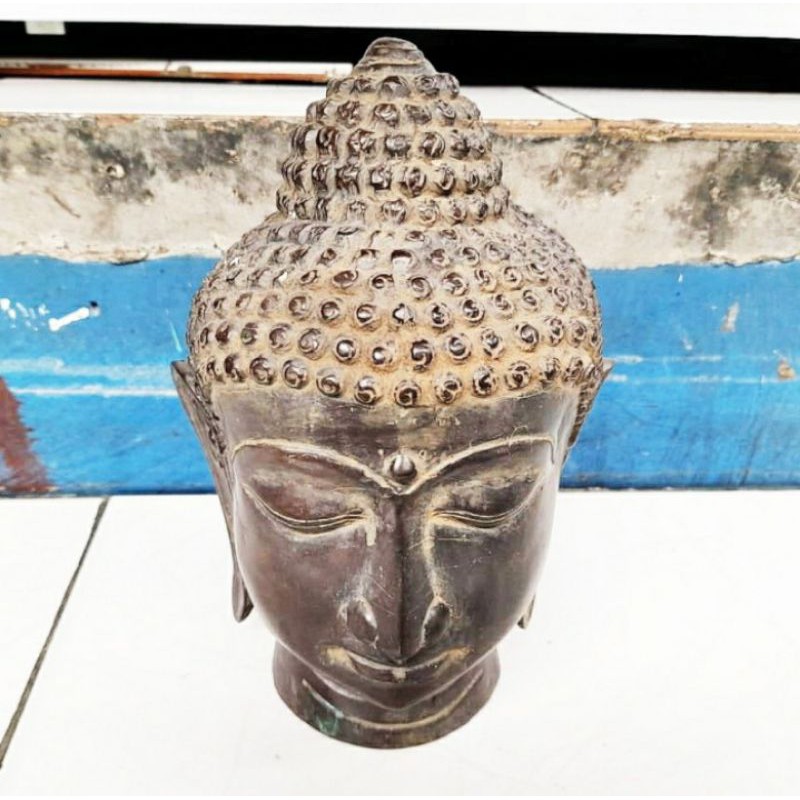 patung pajangan kepala budha hitam perunggu antik