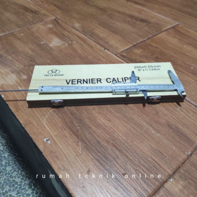 

vernier caliper sigmat manual 8 inch jangka sorong manual 0 - 200 mm