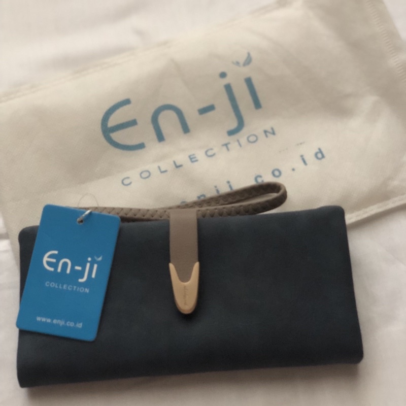 Dompet Panjang Navy Wanita Enji