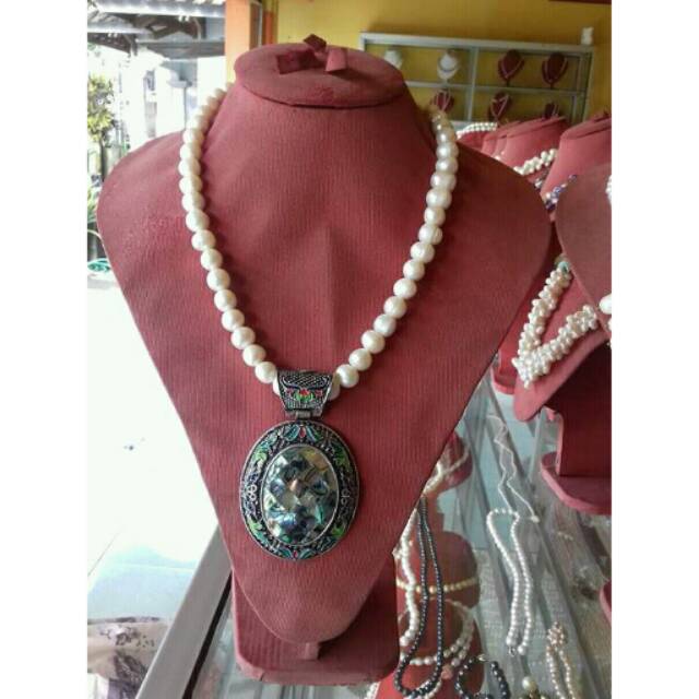 Kalung Mutiara Air Tawar | Mutiara Lombok | Liontin Kerang Mutiara