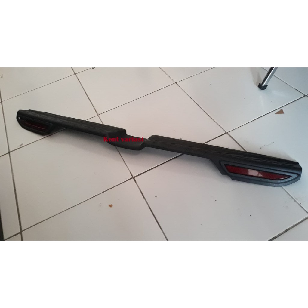 Sillplate Sill Plate Belakang Suzuki Baleno 2017 hitam