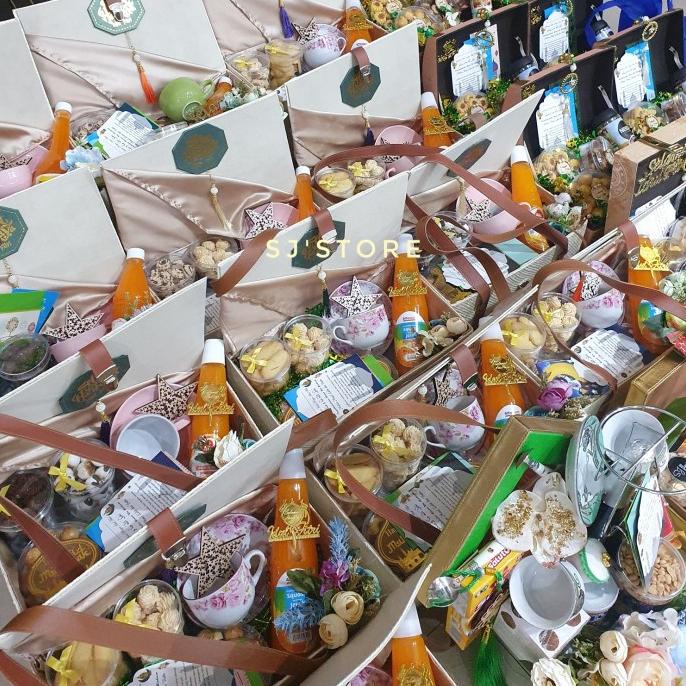 

PAKET BOX HAMPERS LEBARAN KUE KERING TOPLES MURAH 71 FVV54DC41