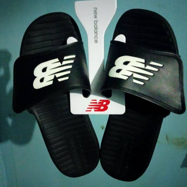 Sandal new balance 230