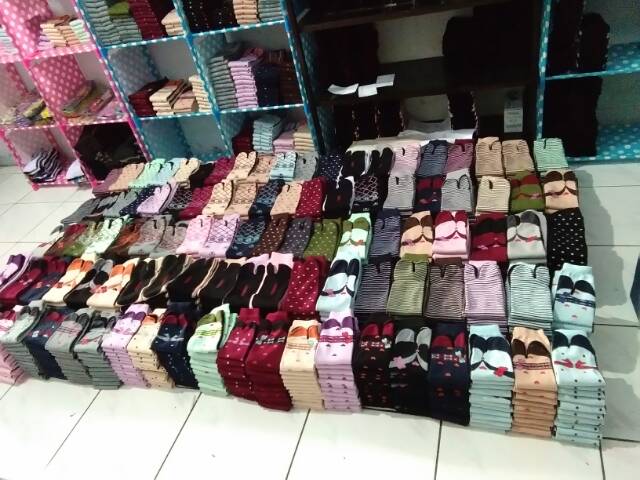 Kaos Kaki Jempol Wanita Muslimah Motif Dewasa Mix, Motif Random (Size L, Panjang, Tapak Hitam,Murah)