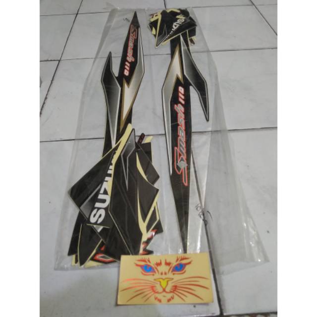 Striping Sticker List Body Motor Standar Suzuki Smash SR Tahun 2010 Warna Hitam full list Putih
