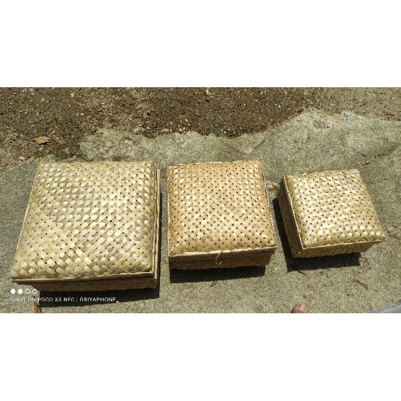 KERANJANG SOKASE BAMBU KOTAK /WADAH HEMPERS ANYAMAN BAMBU UNIK