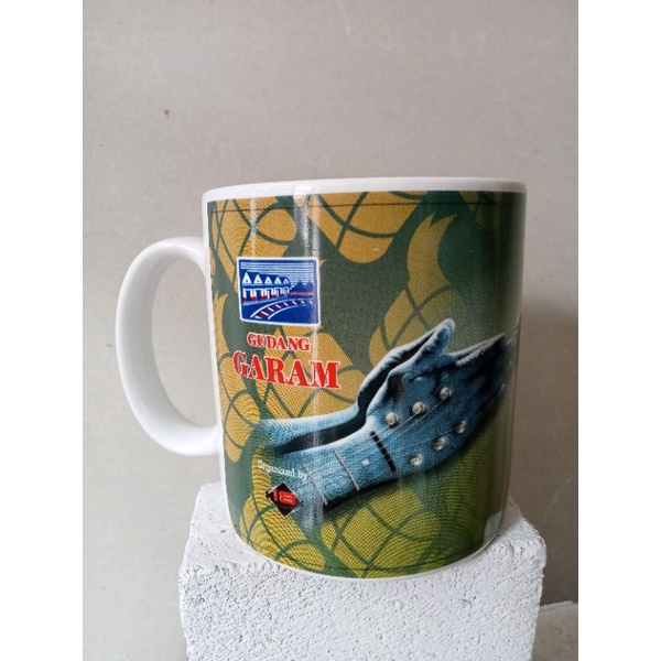 MUG konser salam lebaran gudang garam 36kota th 2005 surabaya