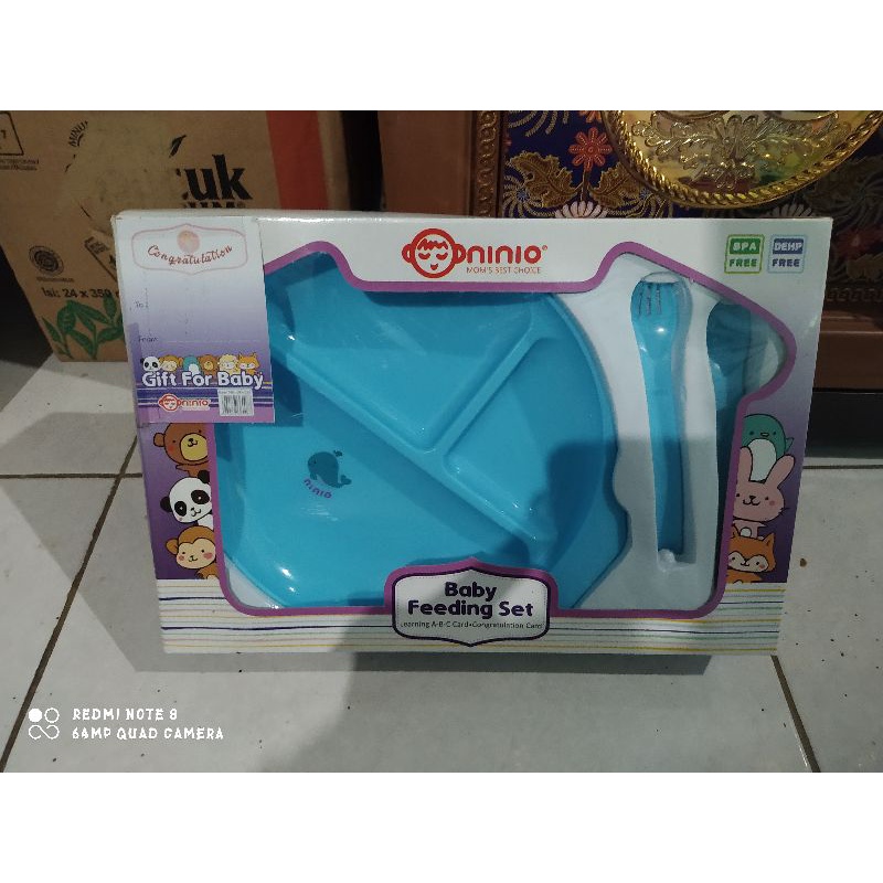 Tempat makan bayi FEEDING SET merk NINIO 1 SET