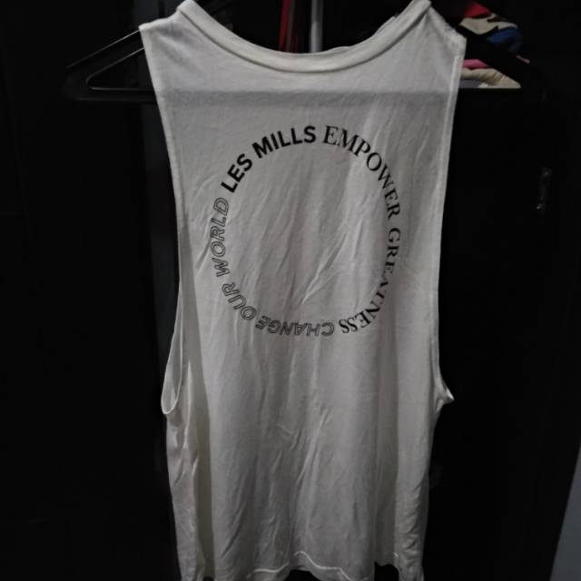 LESMILLS WHITE MUSCLE TANK
