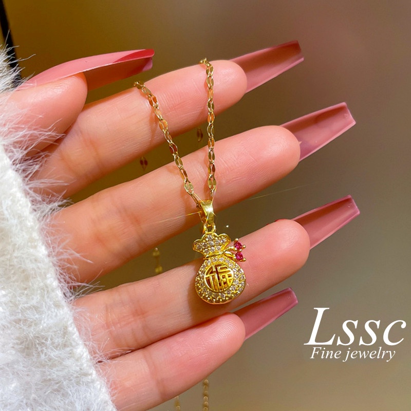 Kalung Titanium Tas Uang Beruntung &quot;Fu&quot; Wanita Anti Karat Emas 18k Perhiasan