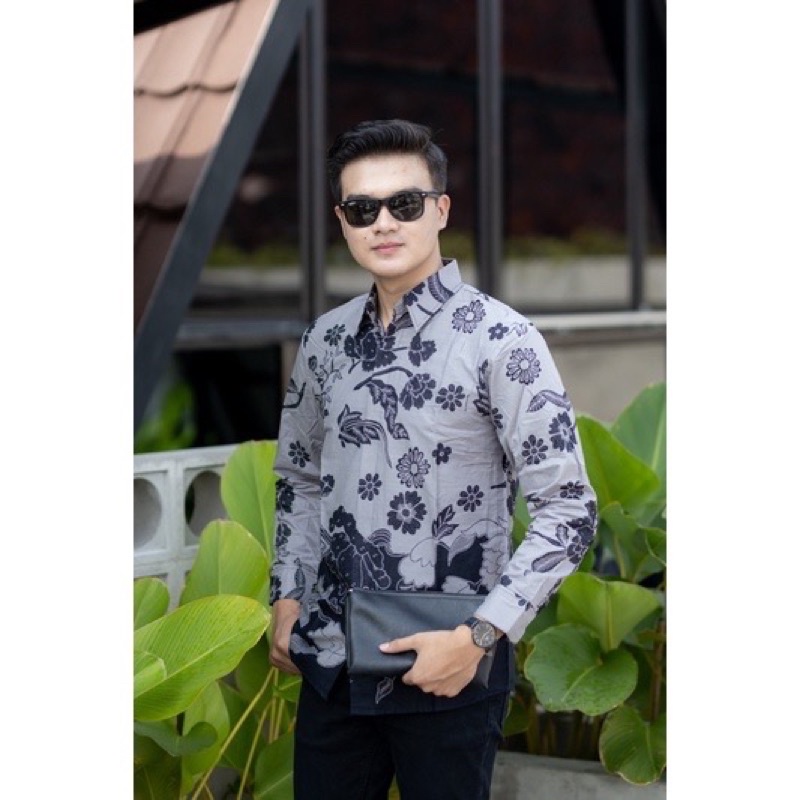 Baju Batik Pria Lengan Panjang Premium Modern Kemeja Formal kasual cowok keren sragennan purworejo acara kuliah wisuda lamaran kondangan tunangan pernikahan couple wanita