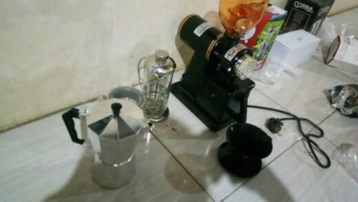 Paket Alat Kopi / Aeropress / Coffee Maker / Grinder N600 / Kopi / V60 / Vietnam Drip