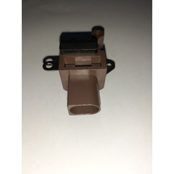IC Regulator Alternator Amper Toyota Innova Reborn (bensin / Diesel)