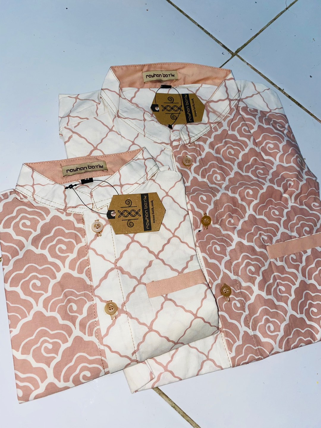 Couple Batik Ayah Dan Anak Cream By Rayhan Batik