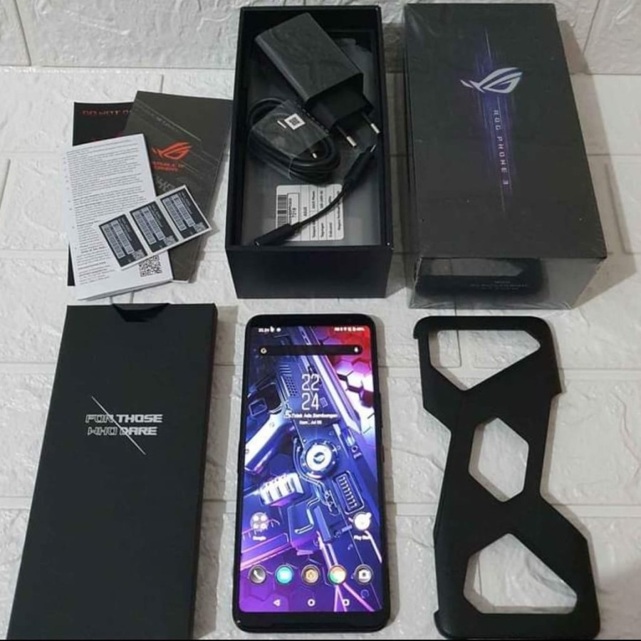 ASUS ROG PHONE 3 / 2 5G 8GB/128GB 12GB/256GB GARANSI RESMI TAM 8GB/128GB 12GB/256GB