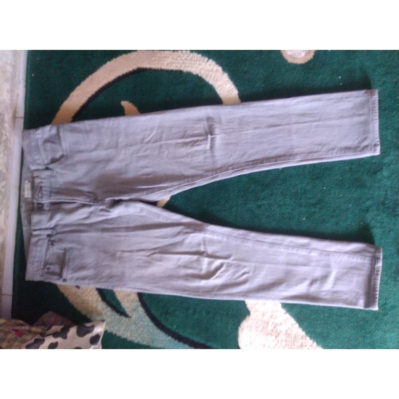 selvedge uniqlo & Wrangler non selvedge