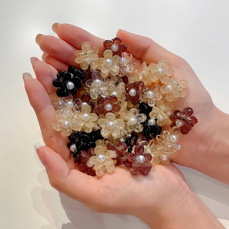 Jepit Rambut Bentuk Bunga Aksen Mutiara Bahan Akrilik Gaya Korea