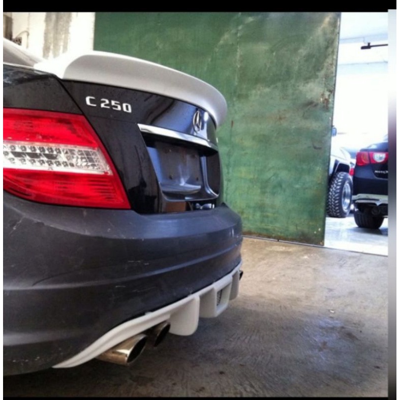 ducktail/spoiler mercy W204