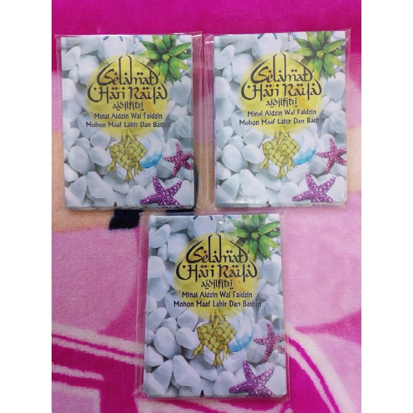 

Amplop lebaran idul Fitri karakter (uang dilipat) harga per 1pak isi 10 Lembar