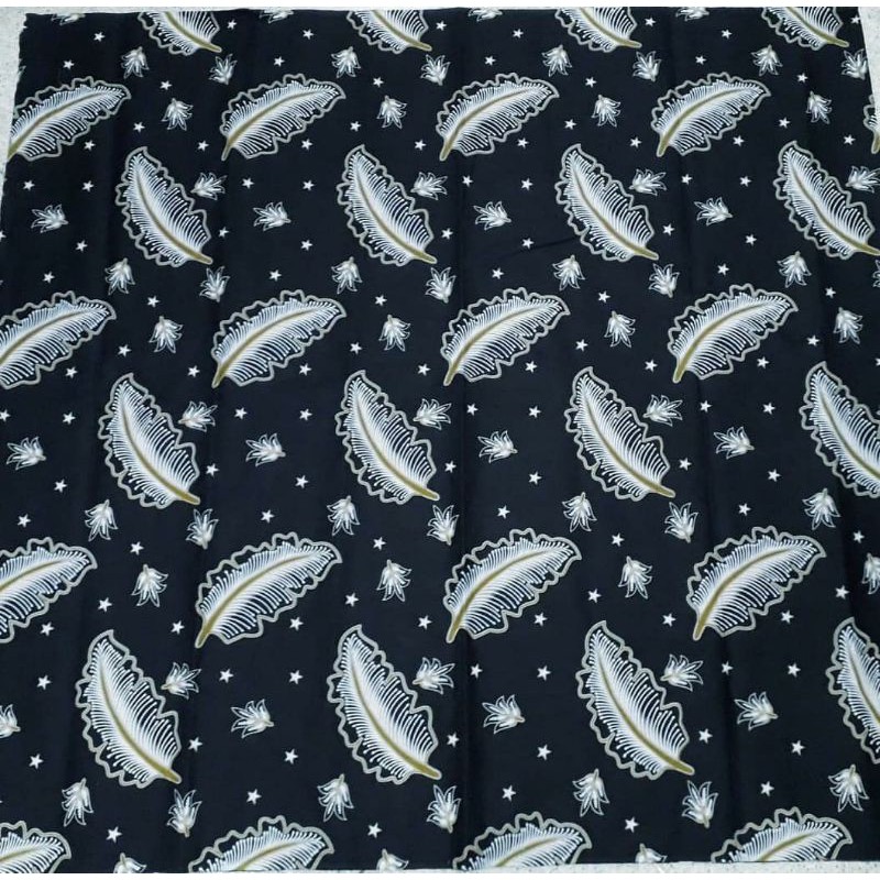Kain batik solo bulu terbang hitam