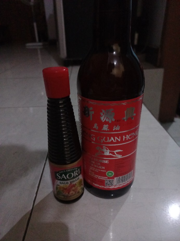 Minyak Wijen Seng Guan Heng Kuda Racing Horse Halal 600ml
