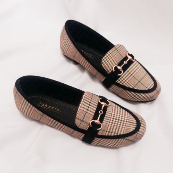 flatshoes crossline sol karet lentur kuat anti slip