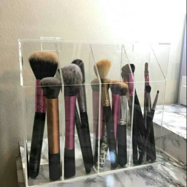 

Acrylic brush 4sekat , tempat brush akrilik