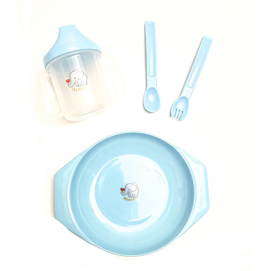 Ninio Baby Feeding Set With Training Cup 4in1 - Set Alat Makan Bayi Isi 4pcs F324