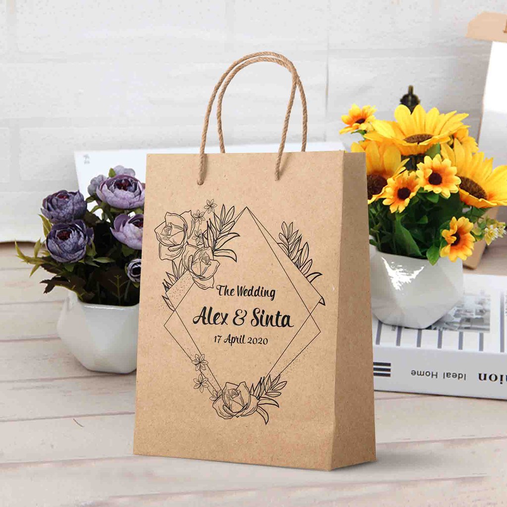

Size 14,5x5,5x24cm - Paperbag - Tas Kertas