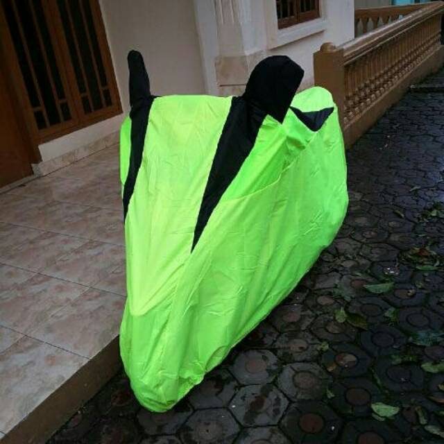 Sarung Motor Waterproof Dan Pelindung Panas untuk motor Beat Cover Motor Scoopy / freego / Vario  / Mio  / Vespa  sarung motor Matic terbaru