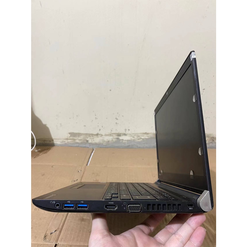 Laptop Toshiba DynaBook R73 Core i3 i5 i7 - Ram 4Gb - Ssd 128Gb - 13,3&quot; inch Bonus Tas