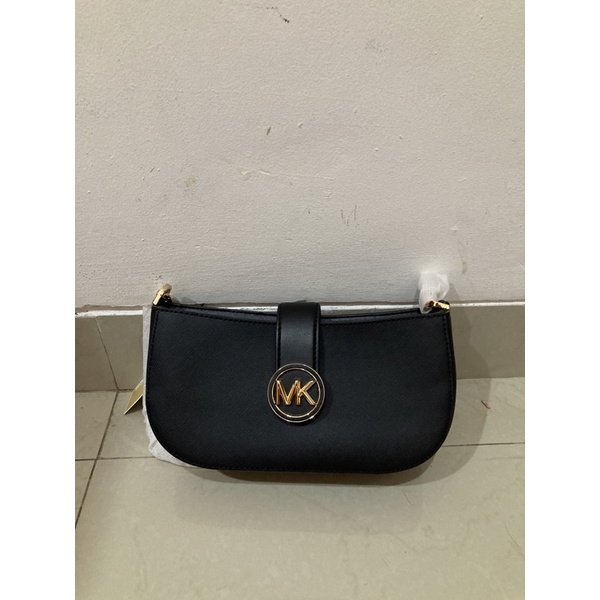 michael kors carmen pouchette