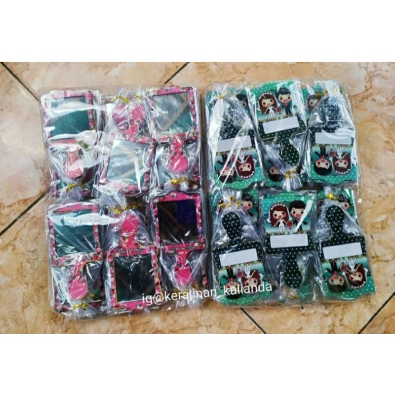 souvenir kaca / souvenir cermin