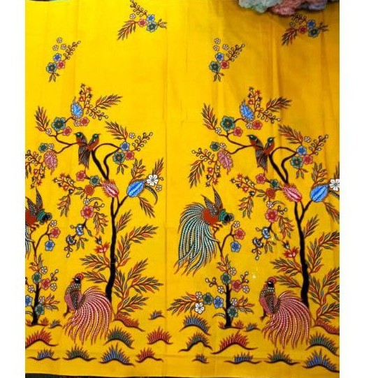 Batik santoso hitam manis motif cenderawasih kuning