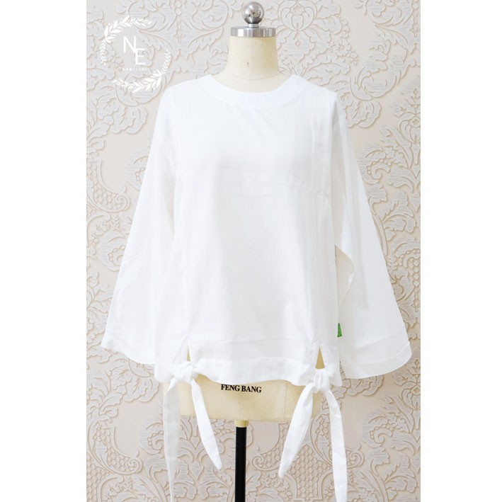 BAJU ATASAN BASIC BLOUSE WANITA MUSLIM & CASUAL - NANA TOP-WHITE