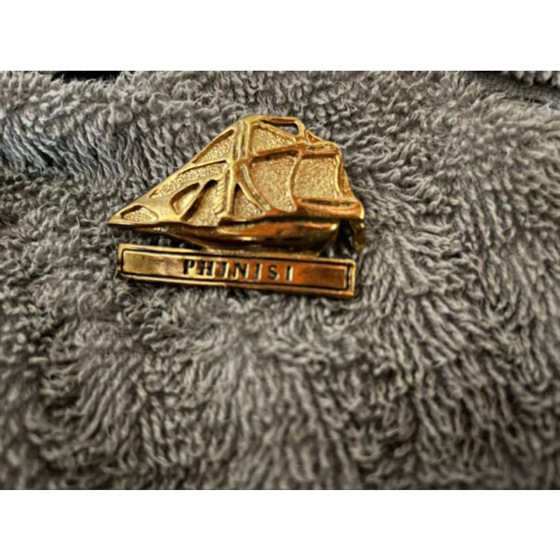 PIN LOGO PHINISI PINISI TEBAL PENITI