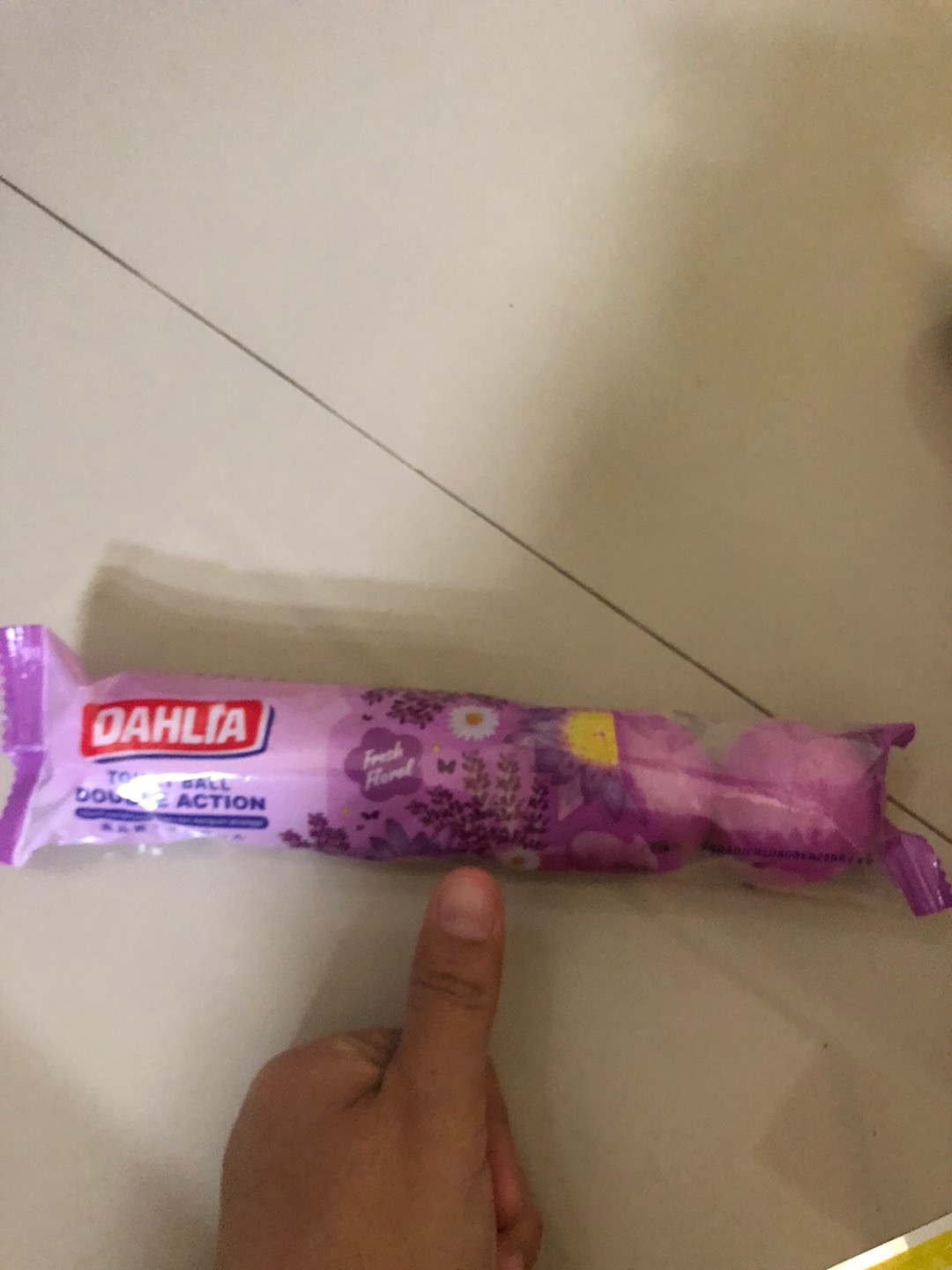 Kamper Dahlia Ball Toilet Isi 5