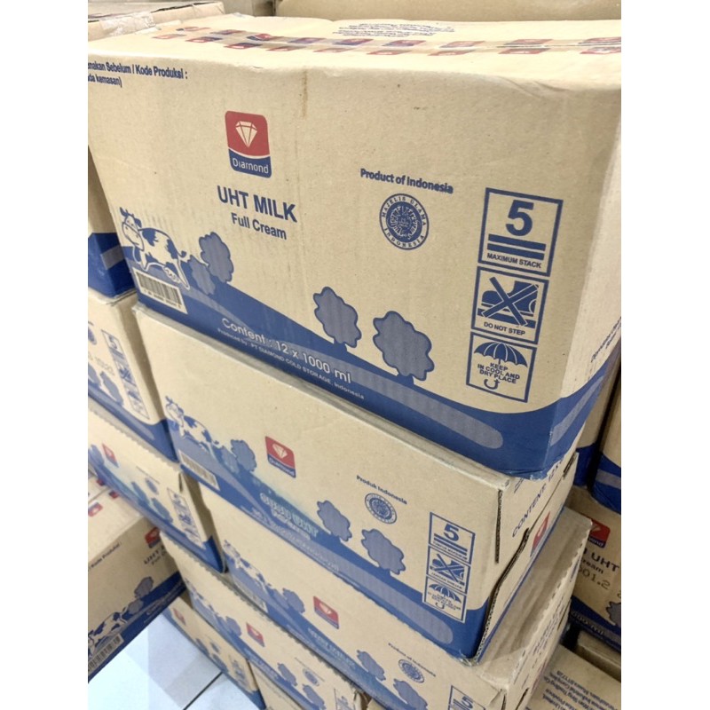 

Susu UHT Diamond Full Cream 1 Liter