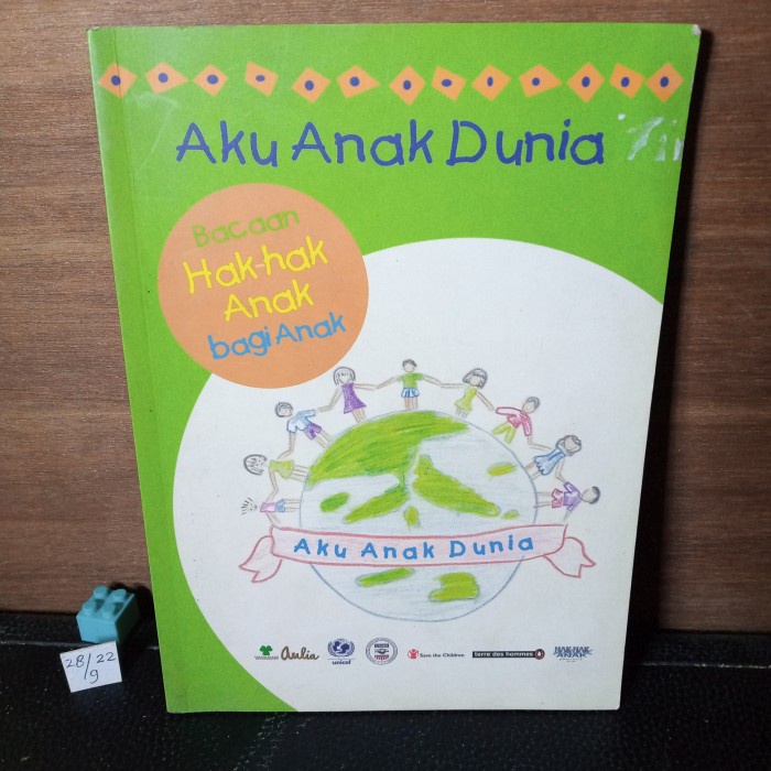 buku bacaan berwarna hak anak aku anak dunia 110 hal