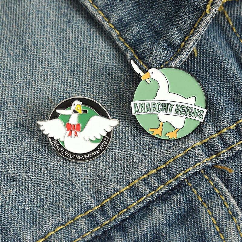 Bebek Lucu Enamel Pin Marah Angsa Bros Lencana Kerah Pin Aksesoris Hadiah Kartun Perhiasan Lencana